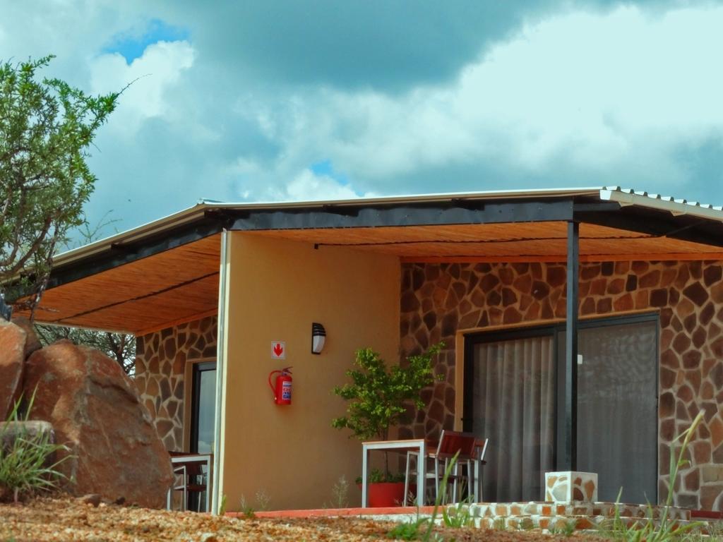 Ovita Wildlife Restcamp Okazize Kamer foto